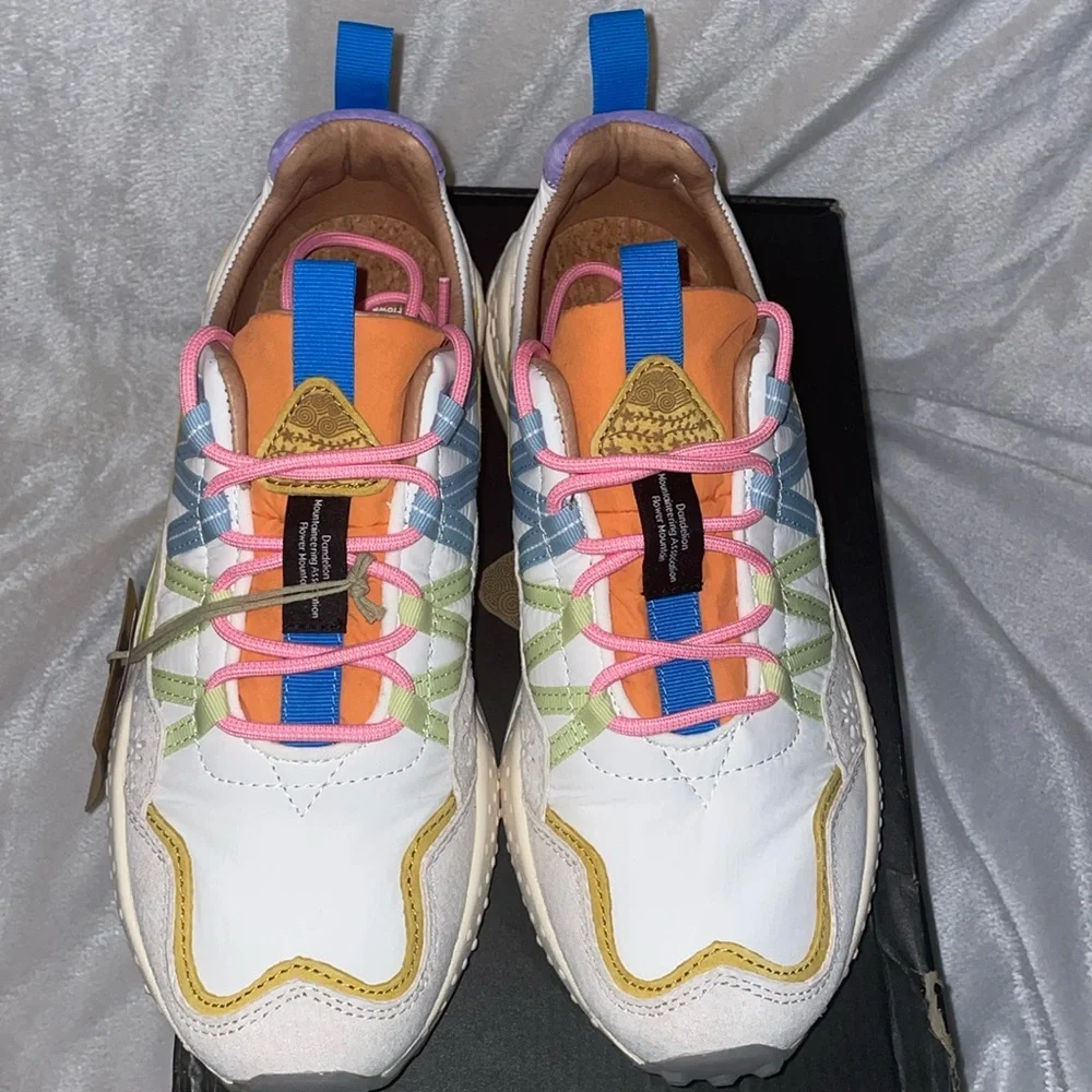 NWT Flower Mountain Washi Sneakers in Beige/White/Multi - Picture 9 of 16